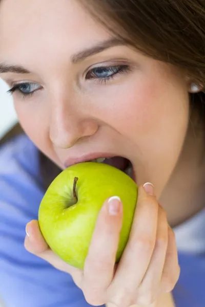 Como la Dieta Afecta la Erosion Dental y Como Prevenirla